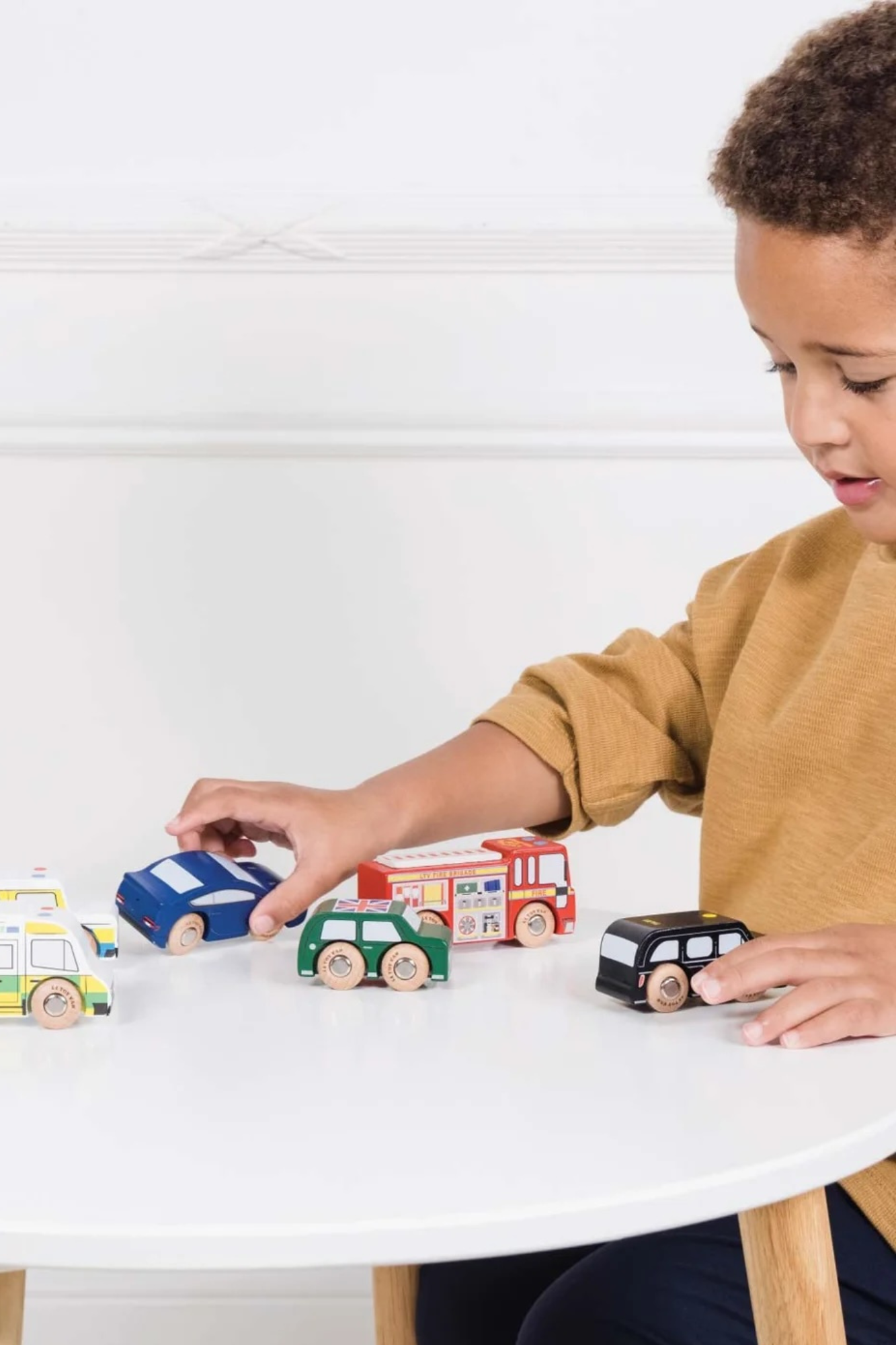 Le Toy Van London Toy Car Set