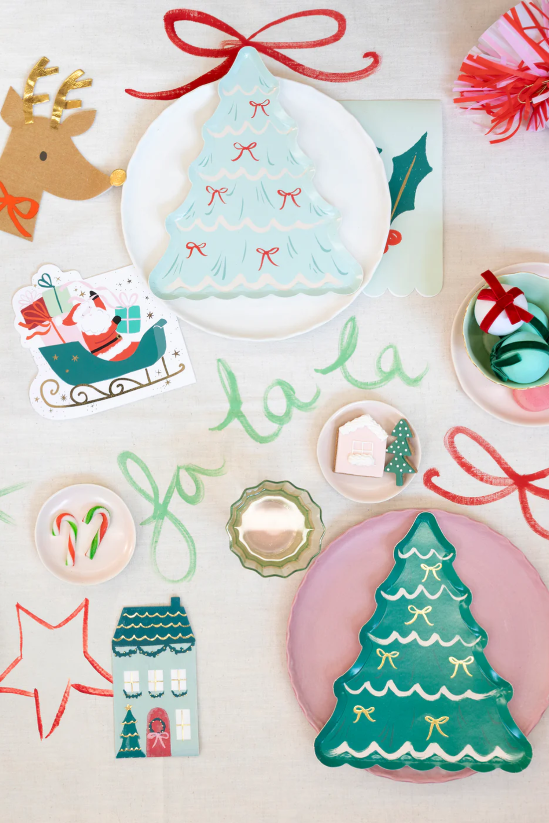 Christmas Tree with Bows Plates