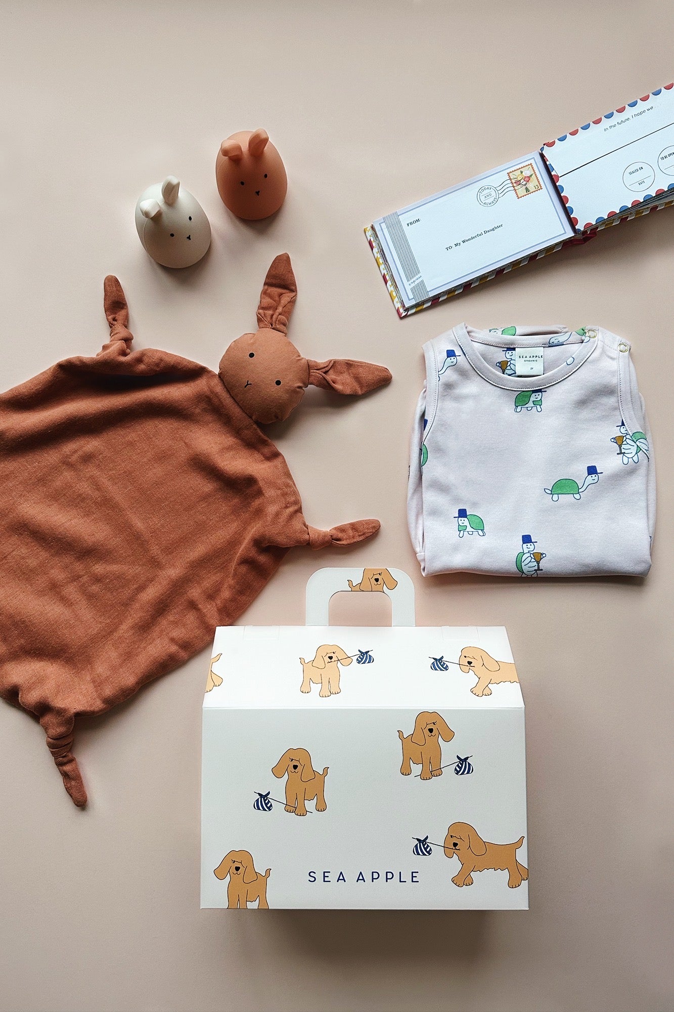 Personalisable Baby Girl Caramel Gift Set