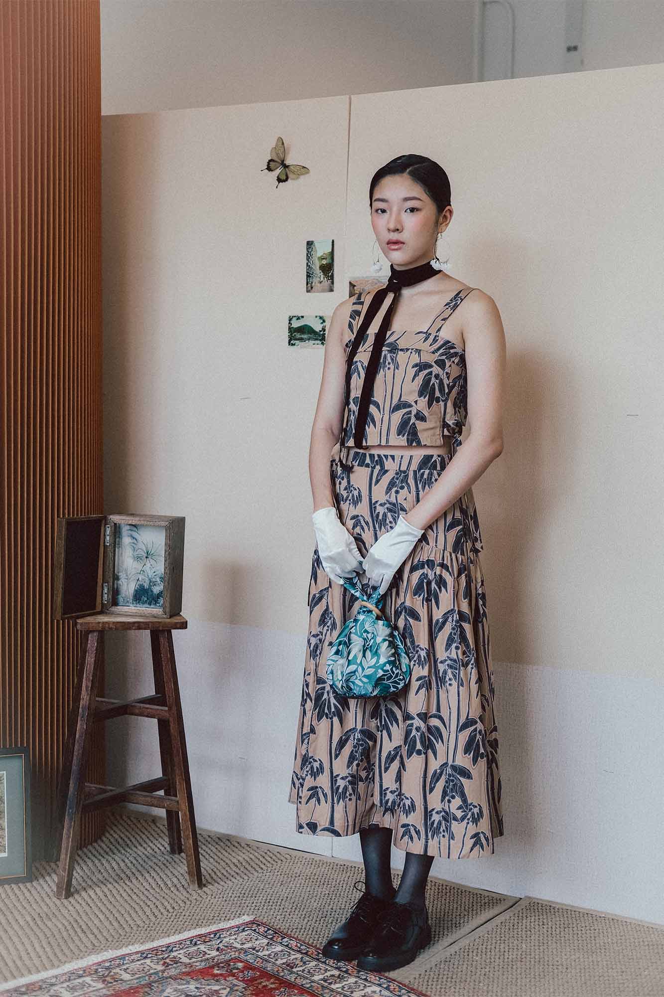 Seaside Garden Jacquard Lantern Bag
