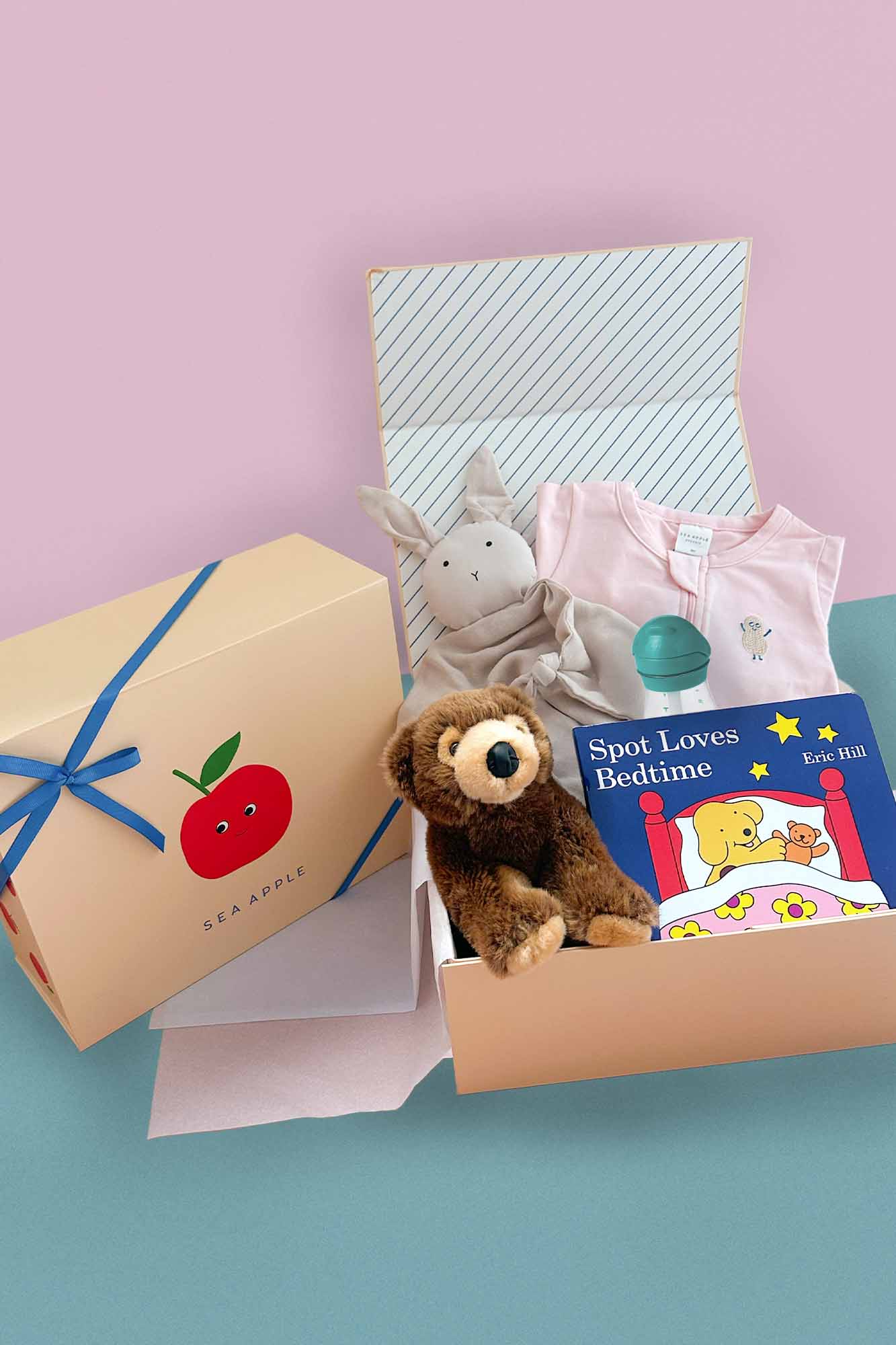 Personalisable Baby Girl Petunia Gift Set