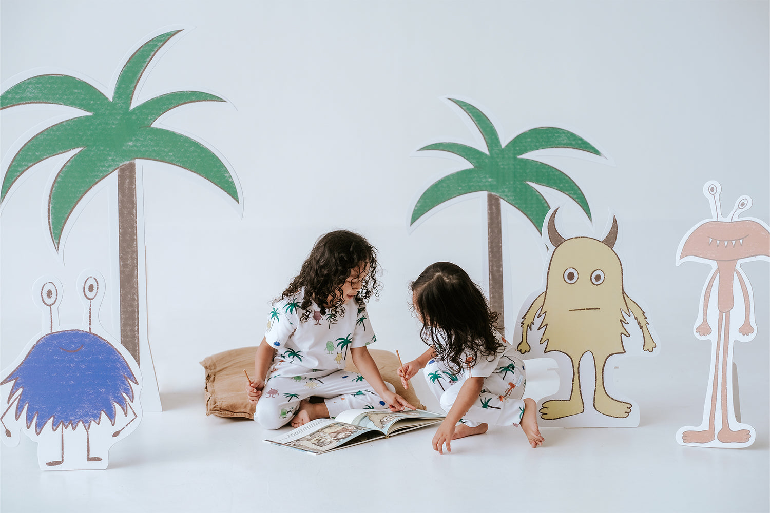 Wild Things Pyjamas Top & Pants Set