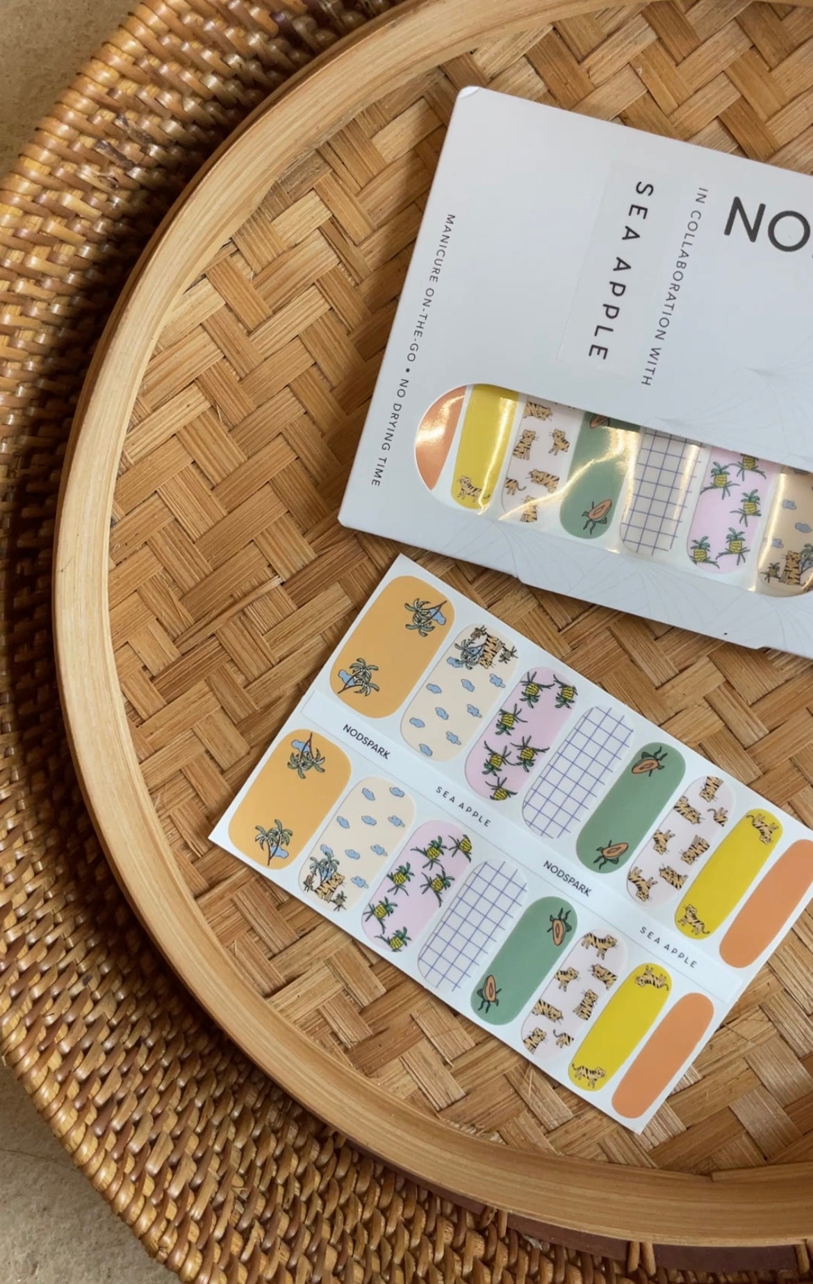 Nodspark x Sea Apple Nail Wraps Adults - Sea Apple