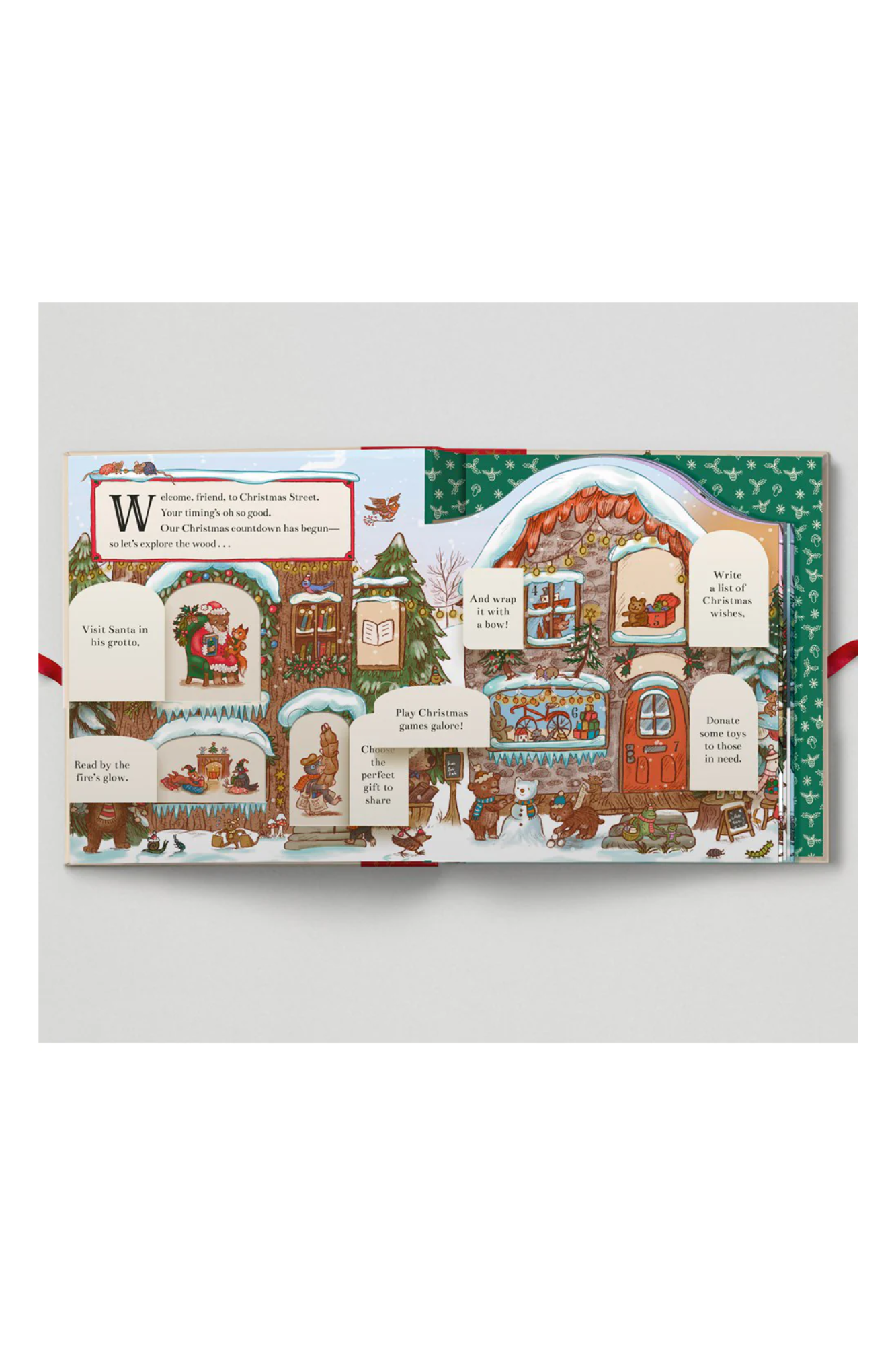 Christmas Is Coming To Town!: A Foldout Christmas Village and Advent Calendar