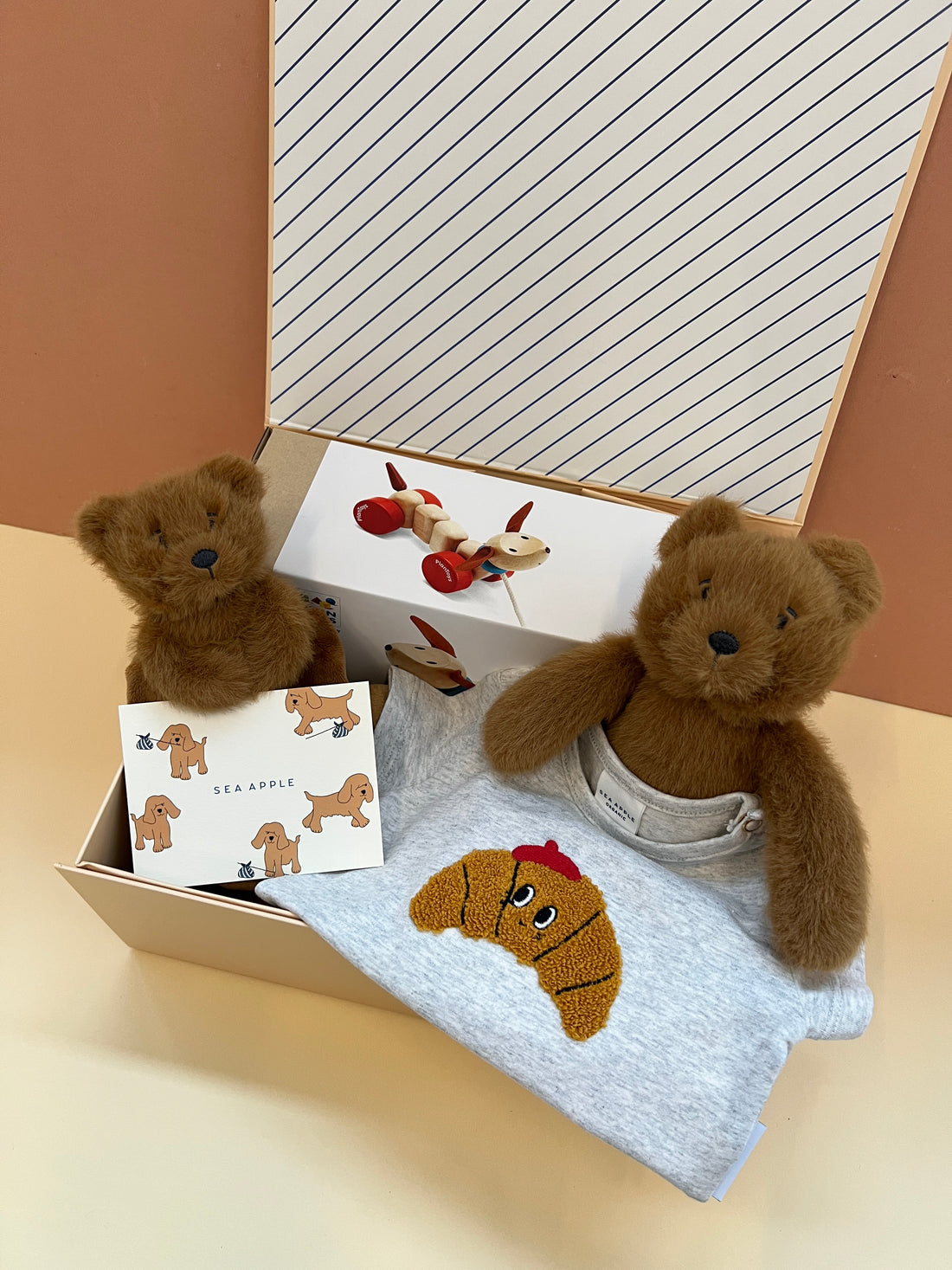 Personalisable Butterscotch Cuddle Baby Gift Set