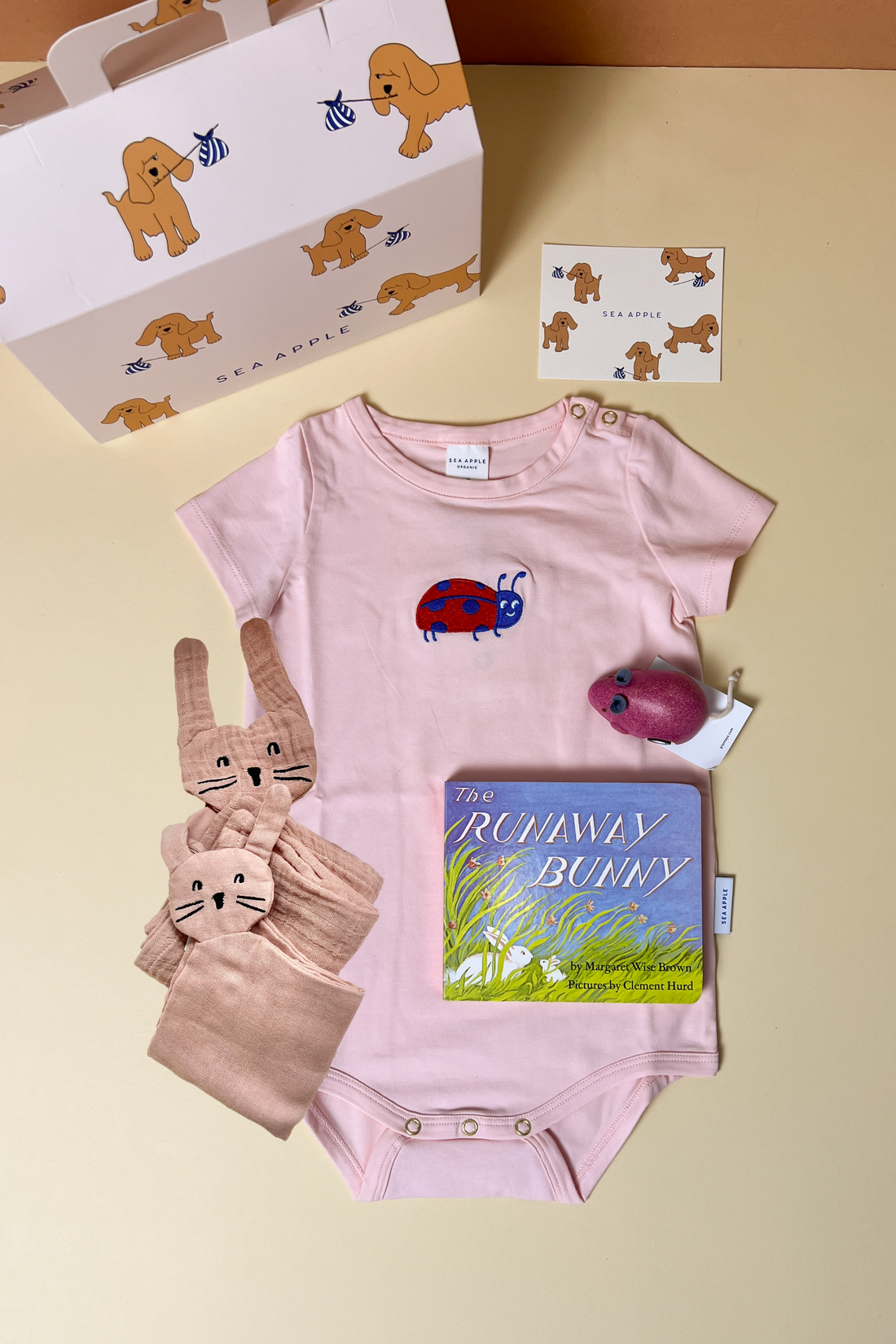 Personalisable Baby Girl Blooming Gift Set