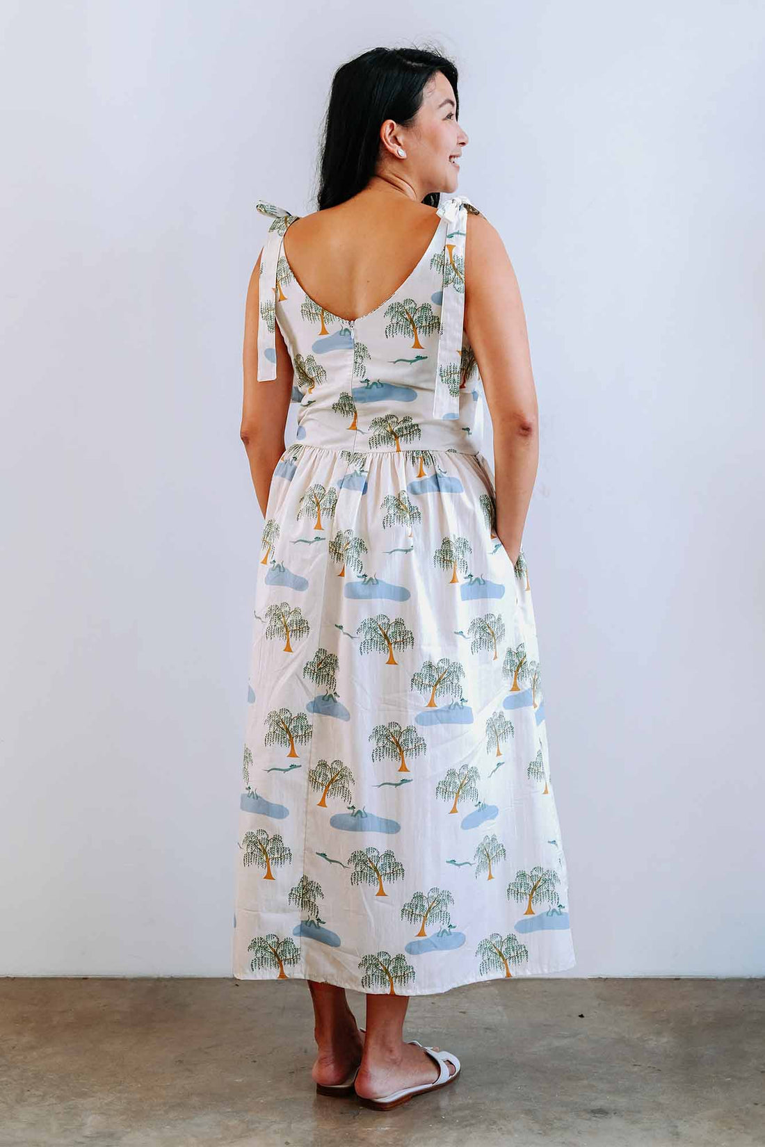 Cloud In Spring Ladies Shoulder Tie Dress