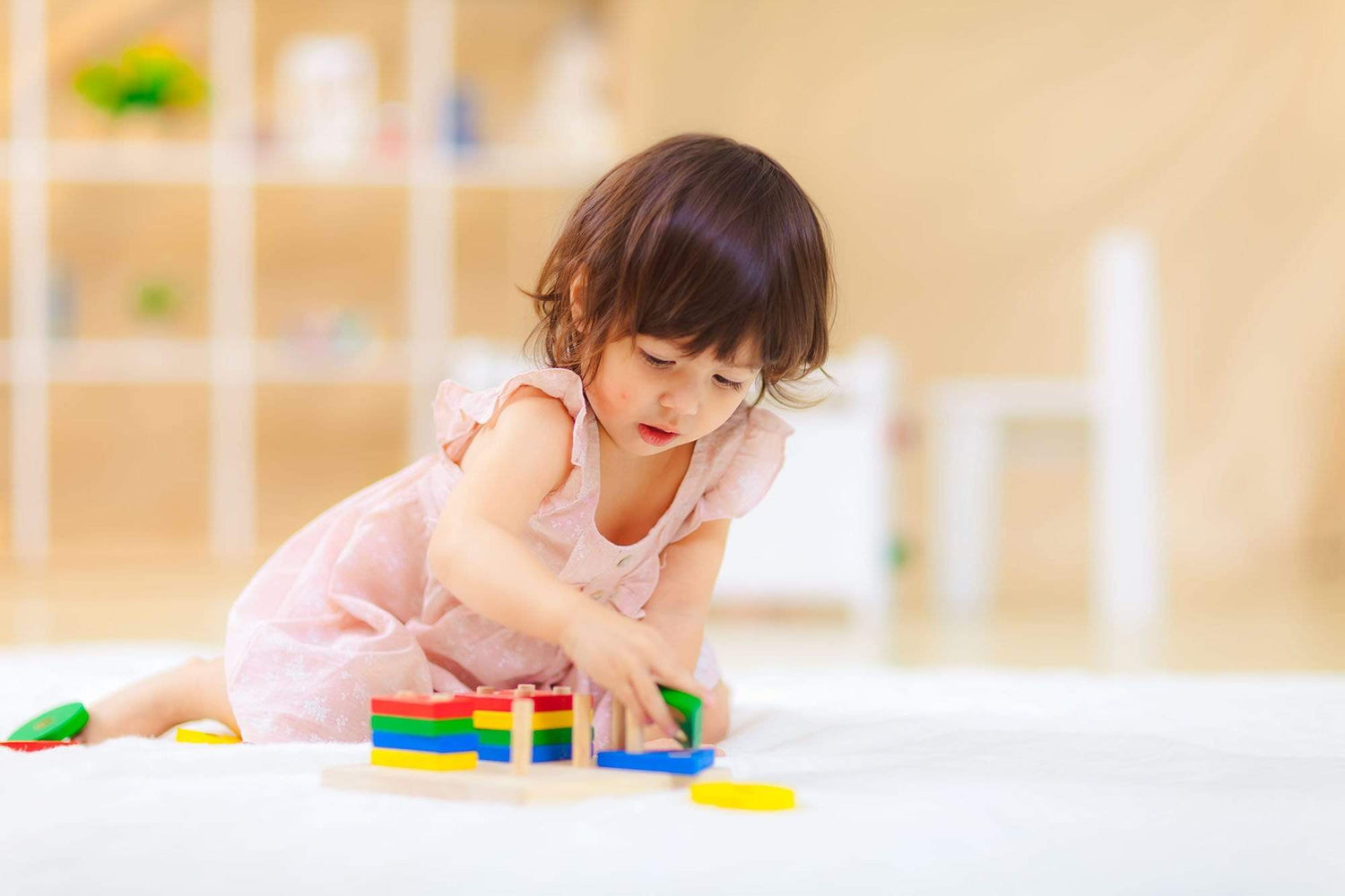 Plantoys Games GEOMETRIC SORTING BOARD