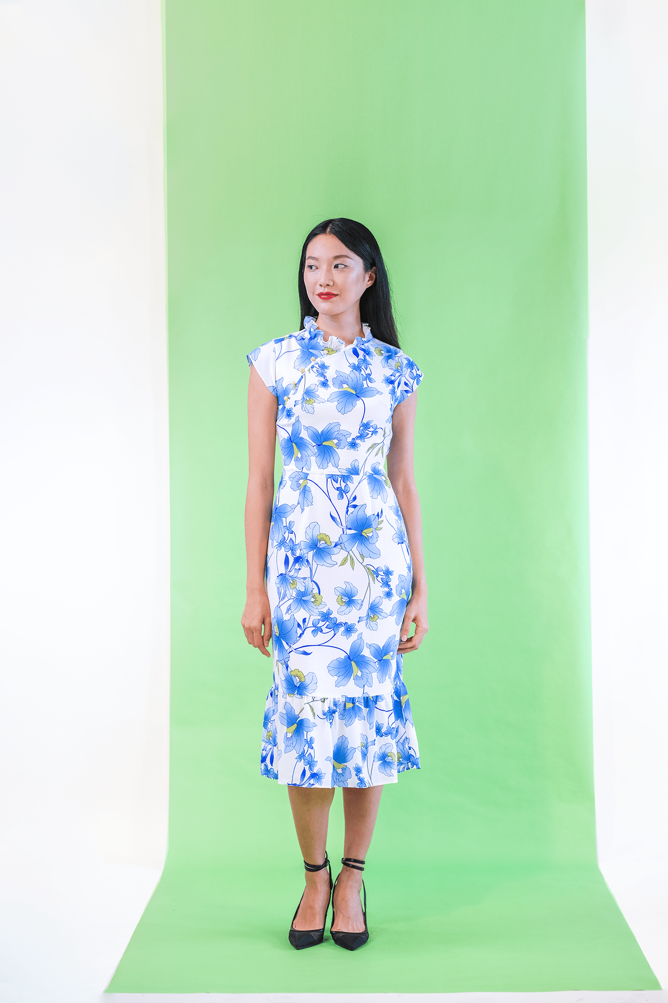 Sea Apple BLUE CHINA CAP SLEEVE CHEONGSAM